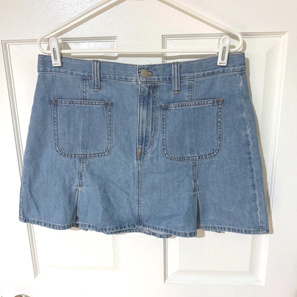 Madewell Denim Mini Skirt Medium Wash Pleated Hem Patch Pockets Blue 29